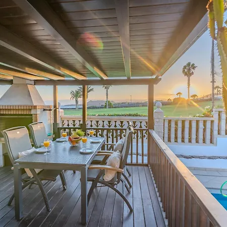 펜션 Exclusive Oceanfront With Pool & Golf Views 산미겔데아보나
